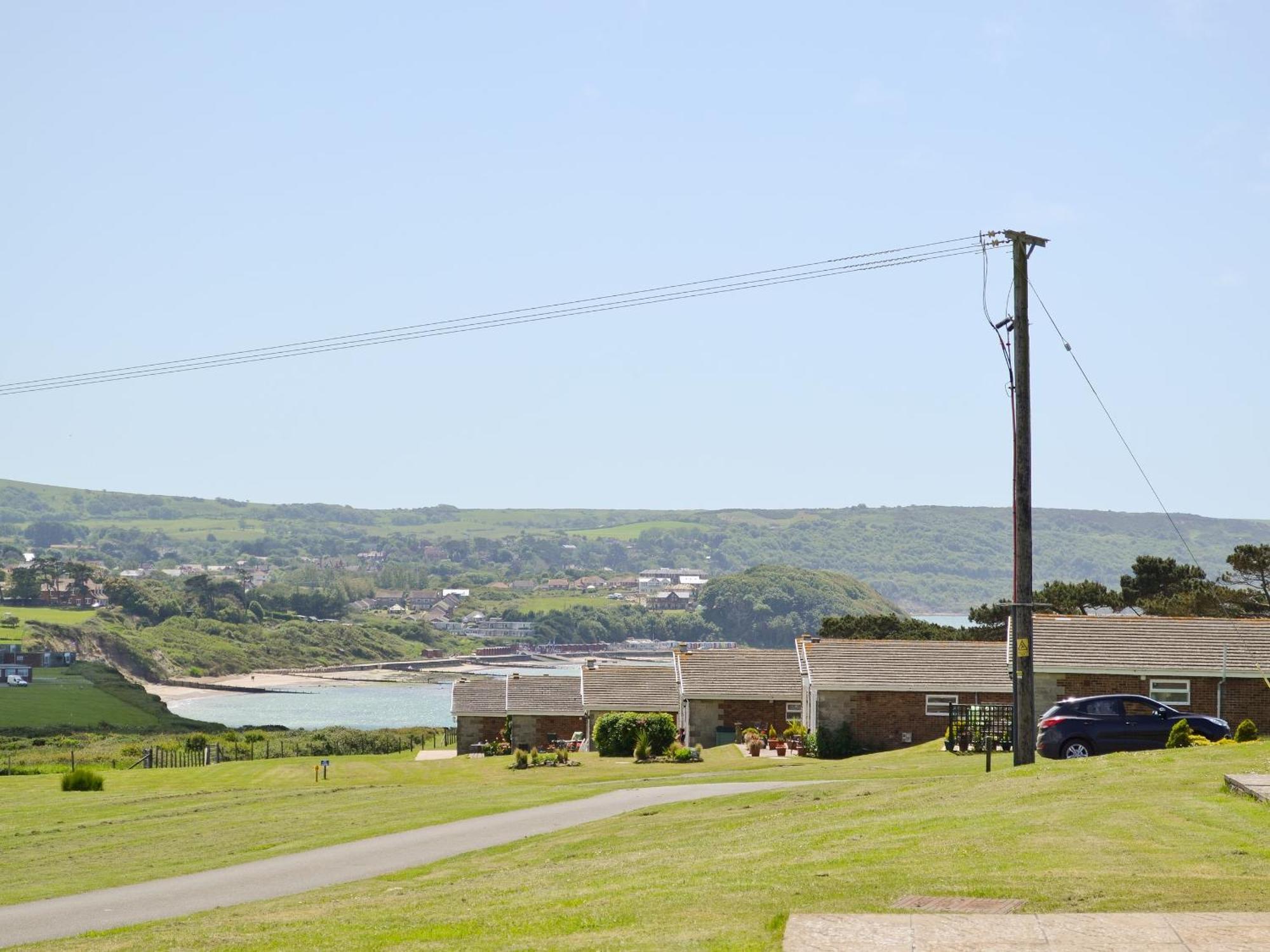 Cliff End Villa Freshwater Exterior photo